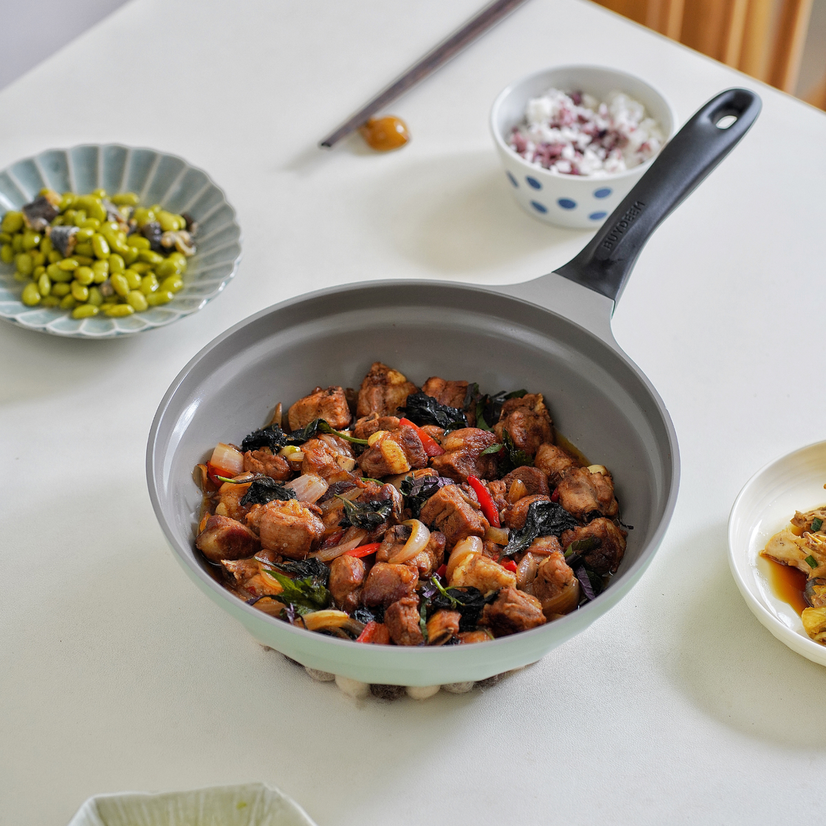 Slow Cooker with Ceramic Nonstick 3.6QT Frying Pan - Bundle Offer
